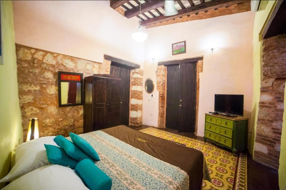 Mansion Colonial Dona Elvina Hotel ซานโตโดมิงโก ภายนอก รูปภาพ