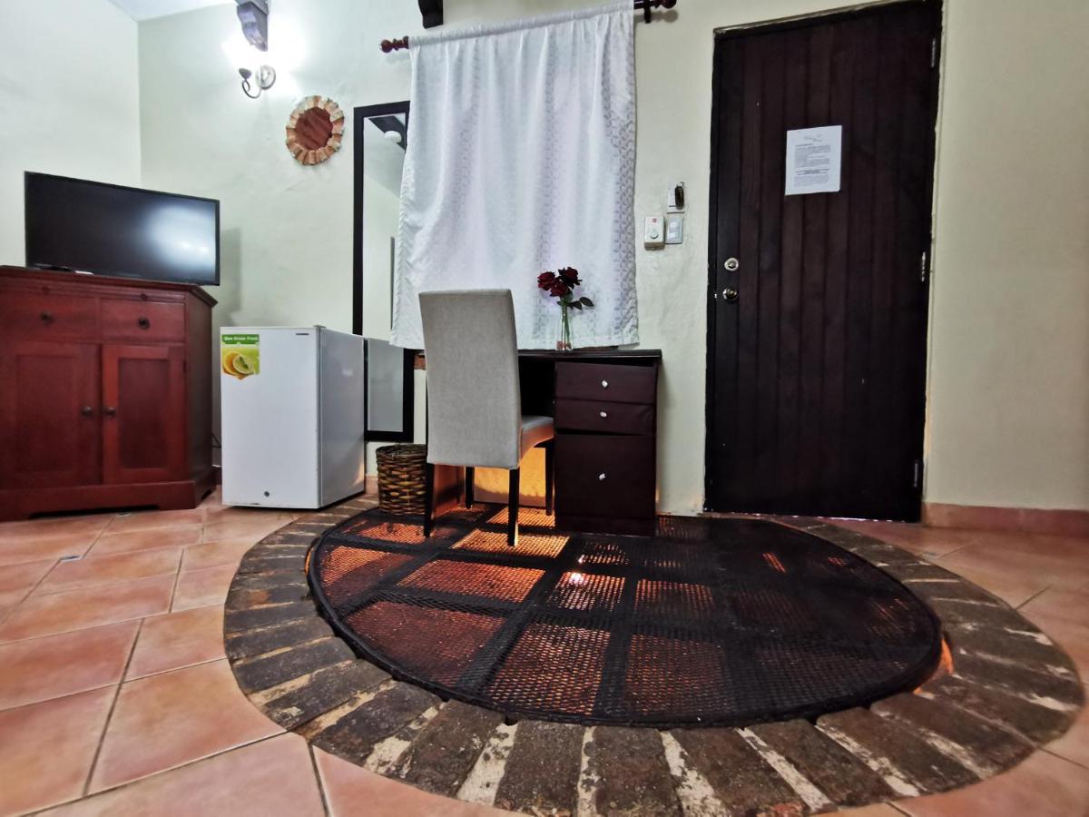 Mansion Colonial Dona Elvina Hotel ซานโตโดมิงโก ภายนอก รูปภาพ