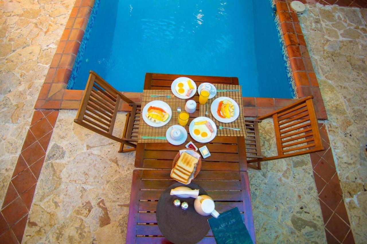 Mansion Colonial Dona Elvina Hotel ซานโตโดมิงโก ภายนอก รูปภาพ