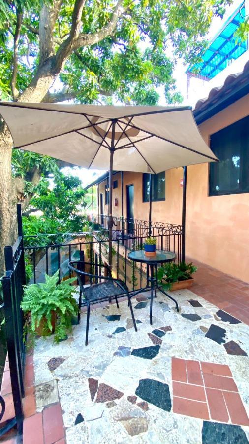 Mansion Colonial Dona Elvina Hotel ซานโตโดมิงโก ภายนอก รูปภาพ