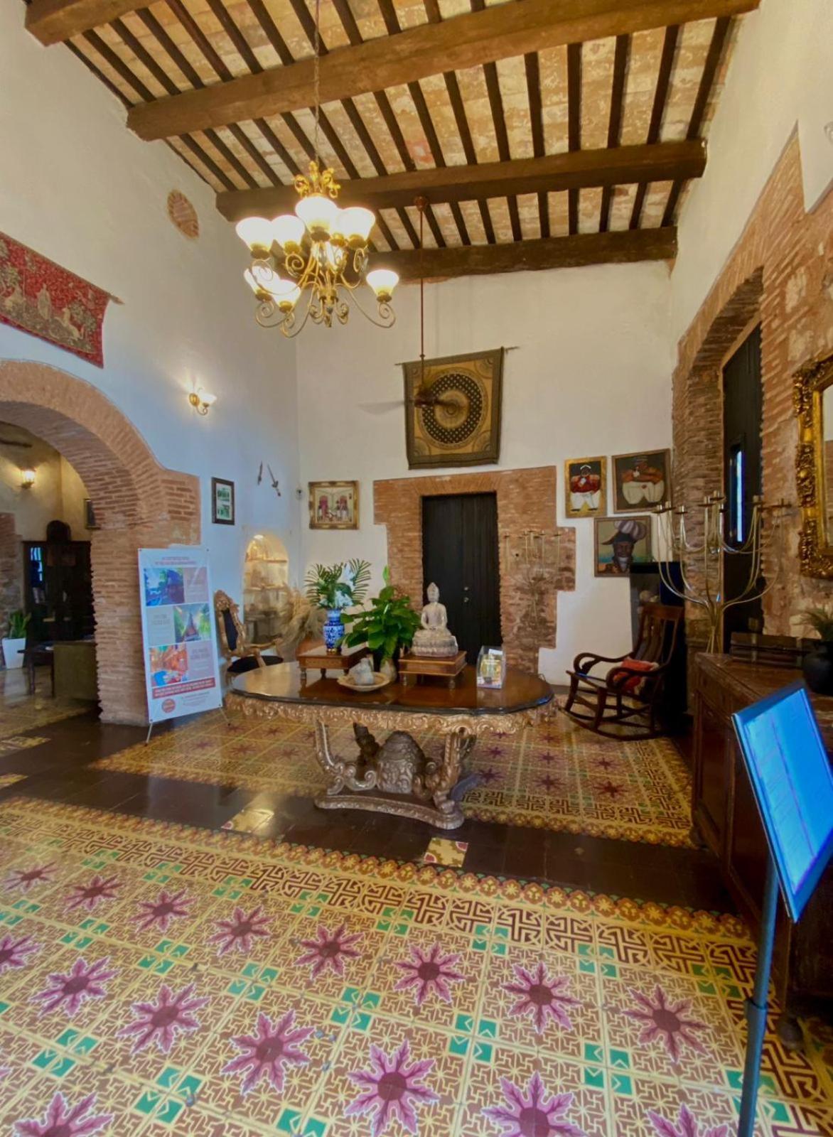 Mansion Colonial Dona Elvina Hotel ซานโตโดมิงโก ภายนอก รูปภาพ